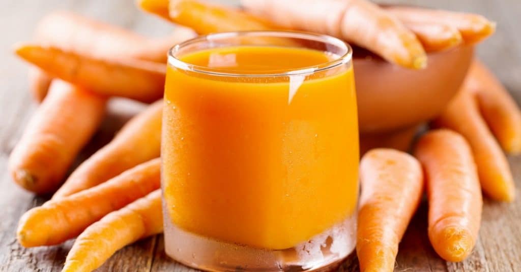 Морковный сок при молочнице